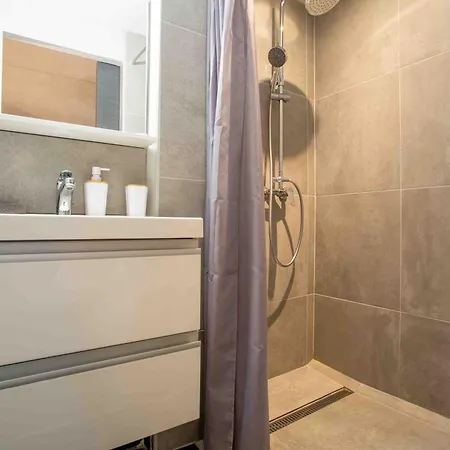 Le Saint Roch 1 - Ac Clim - Wifi - 50m Centre Apartment